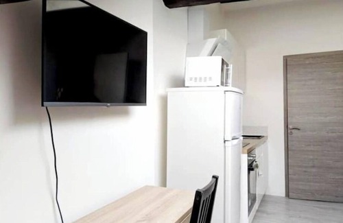 Chateauvert Apartment | Beautiful air-conditioned Studio 200m from Valence town station