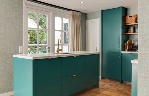 Bentveld House | Beautiful and big family house near Amsterdam and 5 minutes from the beach