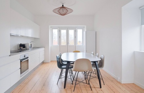 Hellerup Apartment | Beautiful and bright 4-BR - 51