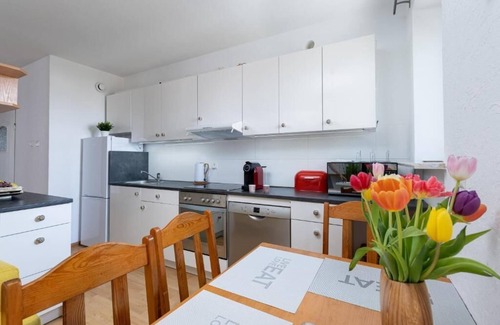 Grzegorzki Apartment | Beautiful and comfortable apartment 65m2. Nice and spacious place.