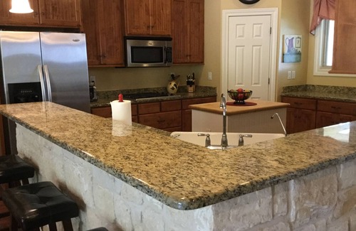 Bulverde House | Beautiful and Private Hill Country Home with Great View on 4 lovely acres!