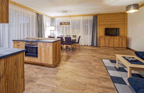 Sankt Lambrecht House | Beautiful apartment in villa for 11 guests with WIFI, TV, terrace and parking