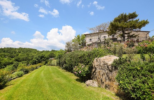 Semproniano Apartment | Beautiful apartment in Loc. Scalabrelli