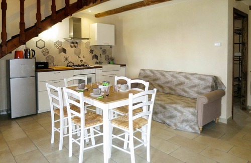Bolsena Apartment | Beautiful apartment for 6 guests with WIFI, pool, TV, terrace and pets allowed