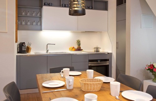 Lenzerheide Apartment | Beautiful apartment for 5 guests with pool, TV and balcony