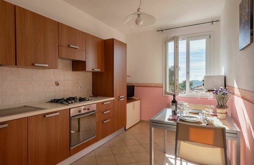 Pietrabruna Apartment | Beautiful apartment for 2 people with pool, WIFI, TV, patio and panoramic view
