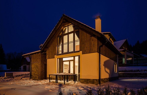 Lipno nad Vltavou House | Beautiful apartment in villa for 11 people with WIFI, TV, terrace and pets allowed