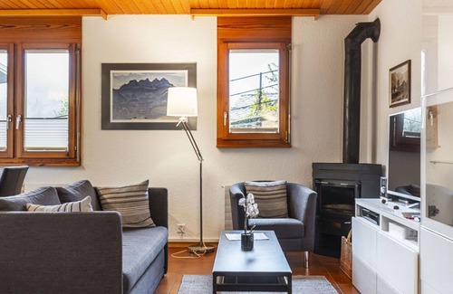 Champery Apartment | Beautiful apartment for 4 people with WIFI, TV, balcony and panoramic view