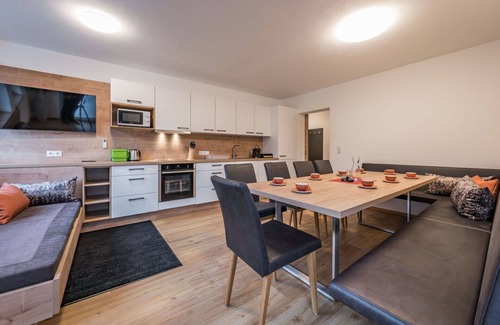 Laimach Apartment | Beautiful apartment for 18 people with WIFI, TV, terrace and pets allowed