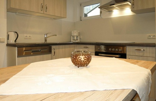 Pettneu am Arlberg Apartment | Beautiful apartment for 4 people with WIFI, TV and terrace