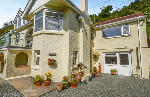 Cawsand Apartment | Beautiful apartment for 2 people with WIFI and parking