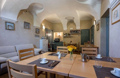 Dronero Apartment | Beautiful apartment for 6 people with WIFI, TV, terrace and pets allowed