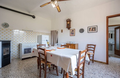 Penango Apartment | Beautiful apartment for 2 guests with WIFI, TV, patio and panoramic view