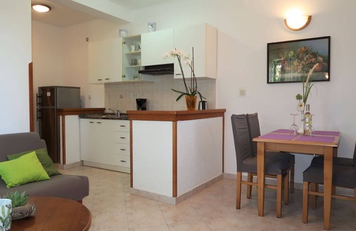 Sveta Nedelja Apartment | Beautiful apartment for 3 guests with WIFI, A/C, pool, TV and patio