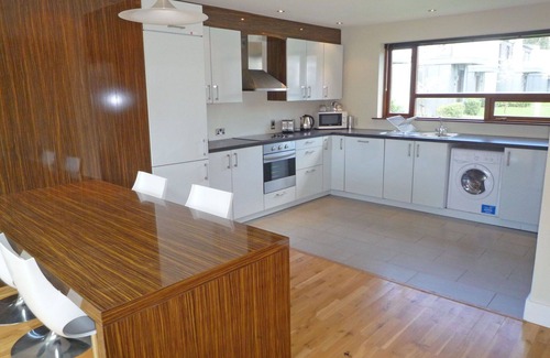 Castlemartyr Apartment | Beautiful apartment for 4 people with WIFI, TV and pets allowed