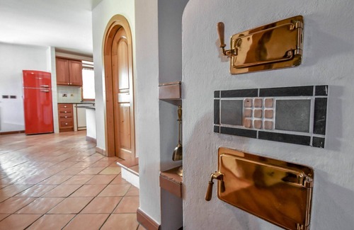 Penia House | Beautiful apartment in villa for 8 people with WIFI, TV, balcony and pets allowed