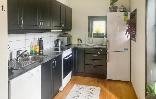 Valle Apartment | Beautiful Apartment In Rysstad