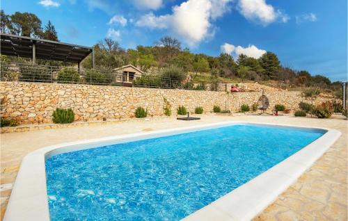 Bilice Apartment | Beautiful Apartment In Sibenik