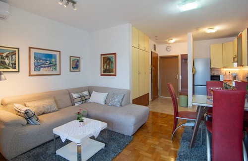 Mejasi Apartment | Beautiful apartment in Split with WiFi