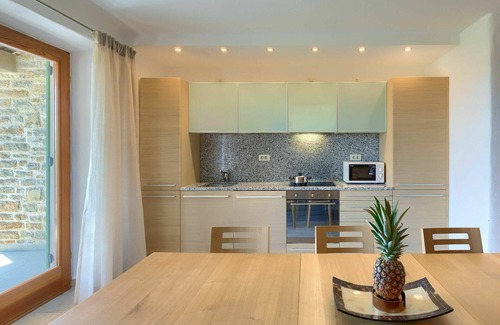 Baredine House | Beautiful apartment in villa for 6 guests with A/C, pool, WIFI, TV, terrace and panoramic view