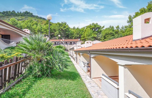 Pugnochiuso Apartment | Beautiful apartment in warm ambience not far from the coast.