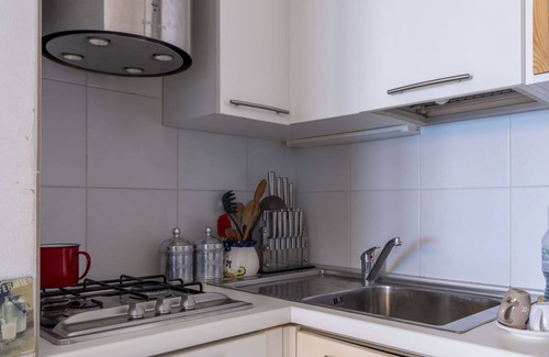 Ospedaletti Apartment | Beautiful apartment for 4 people with A/C, WIFI, pool, terrace and pets allowed