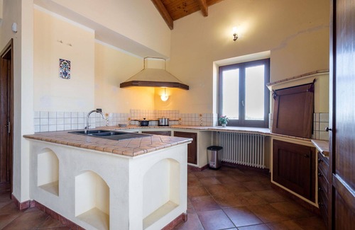 Mombaruzzo Apartment | Beautiful apartment for 12 people with pool, WIFI, TV, balcony and pets allowed