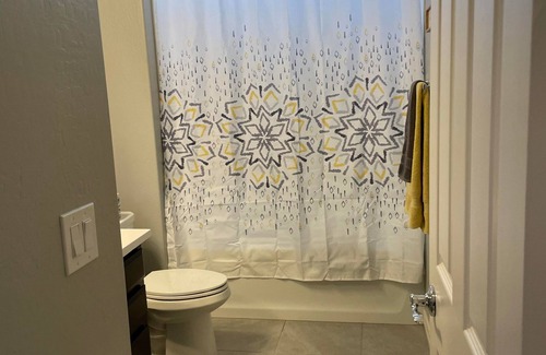 San Tan Valley House | Beautiful attached clean Casita with a separate entrance -No animals allowed