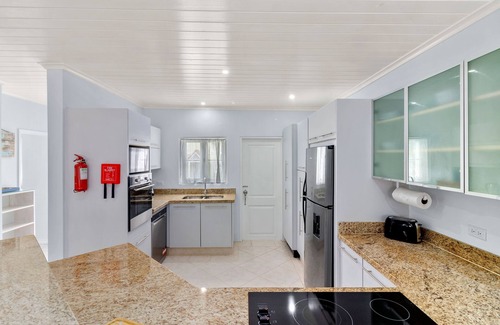 Porters Villa | Beautiful Barbados Villa - St James - with beach membership