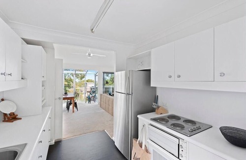 Killcare House | Beautiful beach house amongst the trees