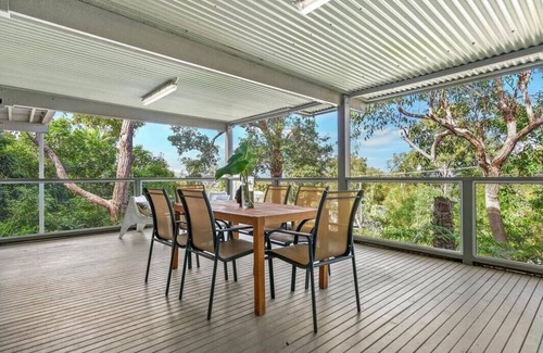 Killcare House | Beautiful beach house amongst the trees