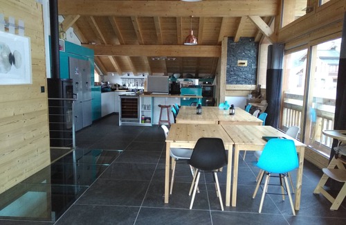 Le Bettaix Ski Chalet | Beautiful comfortable cottage, spacious, at the foot of the slopes, Les Ménuires