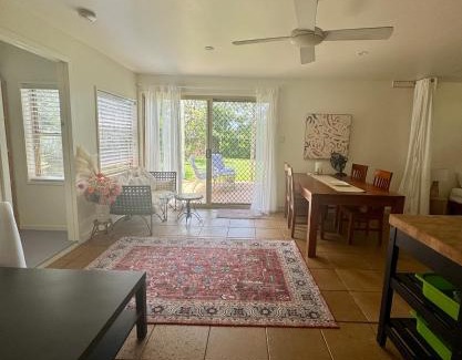 Mullumbimby Apartment | Beautiful, comfortable 7 mins walk to Mullumbimby