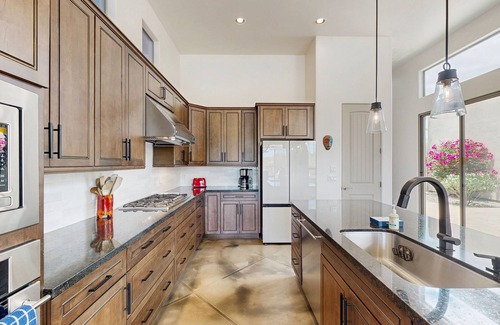Dove Mountain House | Beautiful contemporary home with gorgeous views, private pool, & gas grill