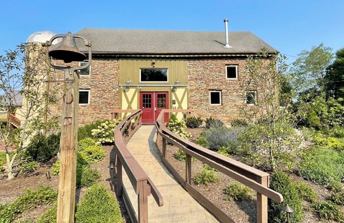 Blooming Glen House | Beautiful Converted Barn with 9 Beds and Baths on 10 Acre Farm in Bucks County