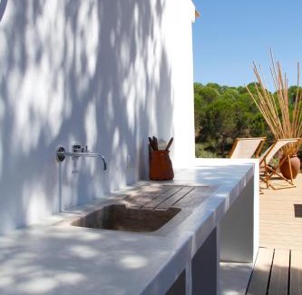 Baiona House | Beautiful country home immersed in pine nut farm