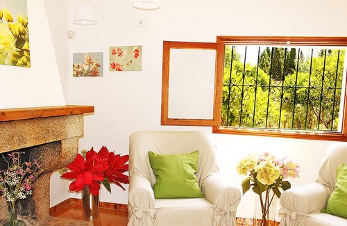 Inca Cottage | Beautiful country house in the center of the Island