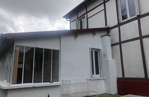 Morienne House | Beautiful country manor house with large garden