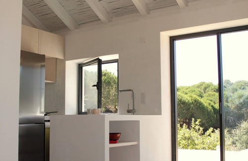 Sao Teotonio Cottage | Beautiful Country Home in Pine Nut Farm