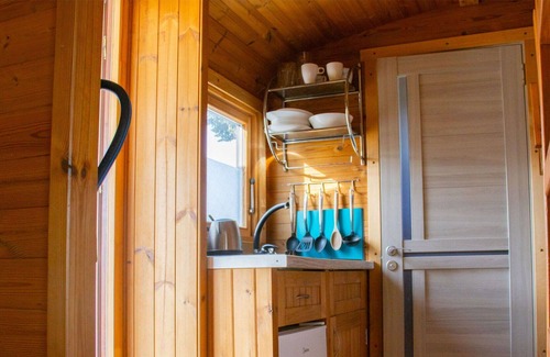 Hradec Kralove House | Beautiful apartment in villa for 4 people with WIFI, A/C, TV, patio, pets allowed and parking