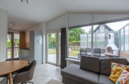 Sint Maartenszee House | Beautiful detached holiday bungalow at the Duinland park in Sint Maartenszee