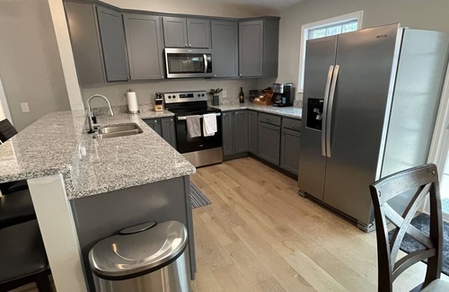 Massanutten House | Beautiful family home about 3 minutes from most resort activities (pet friendly)