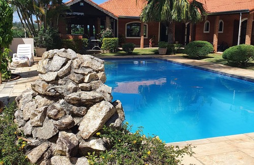 Mairinque House | Beautiful farm, Porta do Sol Condominium, with swimming pool and mountain views.