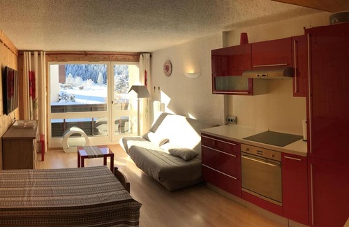 Correncon-en-Vercors Apartment | Beautiful 2-Room Apartment with Sleeping Area at the Foot of Corrençon Ski Slopes
