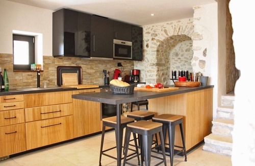Vallon-Pont-d'Arc Cottage | BEAUTIFUL GITE CENTRUM OF VALLON PONT D'ARC-cleaning and linen included