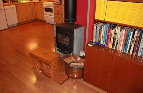 Ivetofta Apartment | Beautiful holiday apartment right on the lake with boat, canoe, internet and jacuzzi
