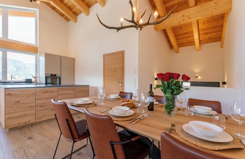 Sankt Lambrecht House | Beautiful home located directly at the slopes