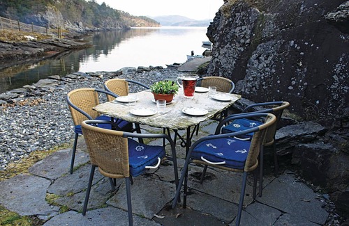 Fusa House | Beautiful home in Nordtveitgrend