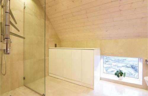 Aneby House | Beautiful Home In Aneby With Wifi