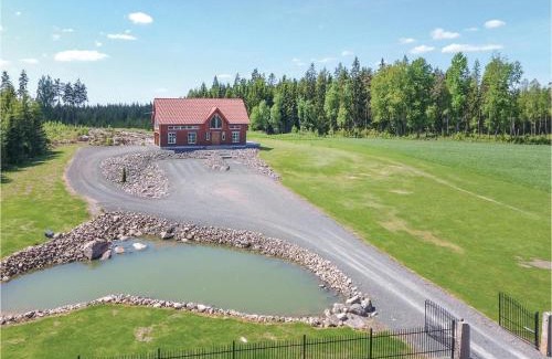Aneby House | Beautiful Home In Aneby With Wifi